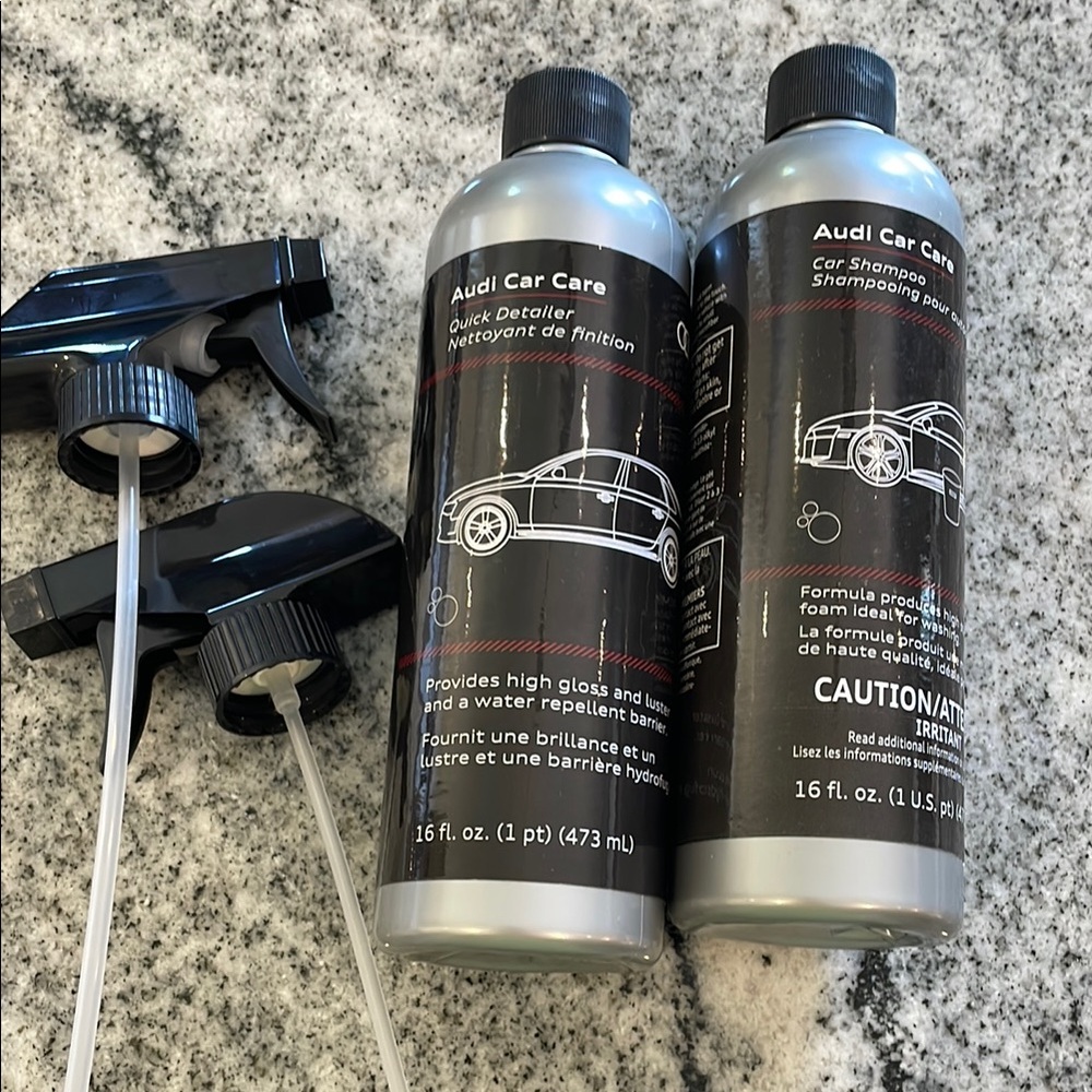 Audi Car Care Shampoo and Quick Detailer Set